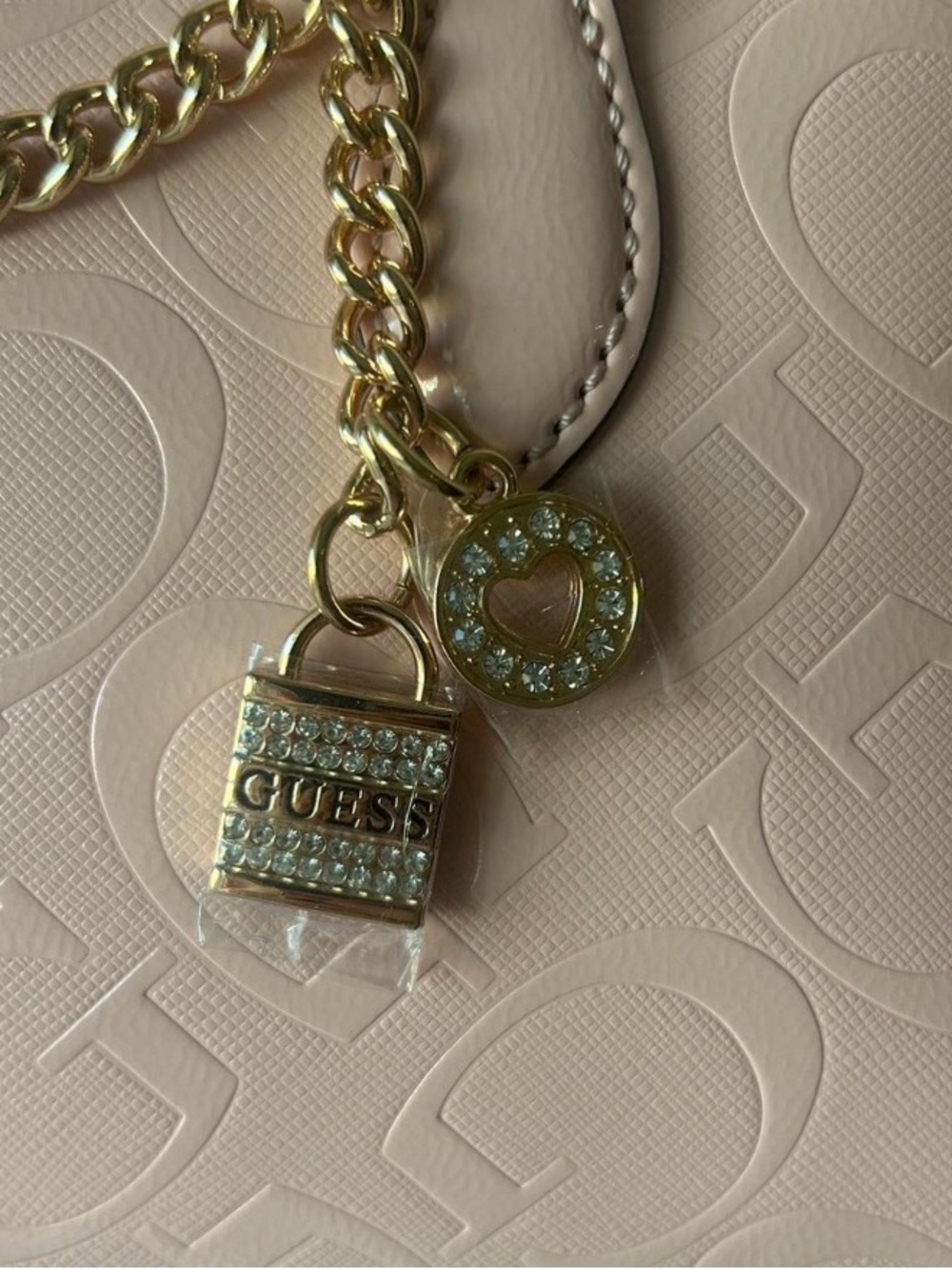 GUESS Pink Logo-Embossed Chain Satchel - Picture 3 of 3